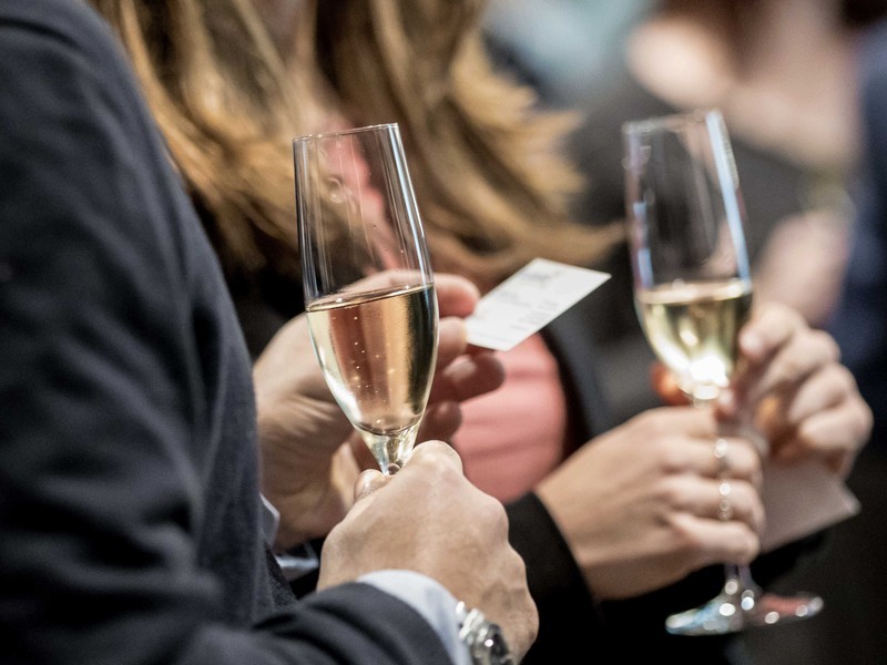 "Auf ein Glas mit... Dr. Lukas Köhler" - Netzwerkabend in München