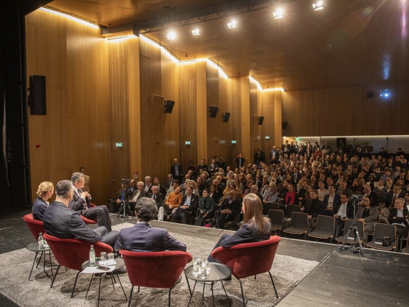 MSC-Begleitprogramm: Panel im Amerikahaus + Ausklang danach (12.02.)